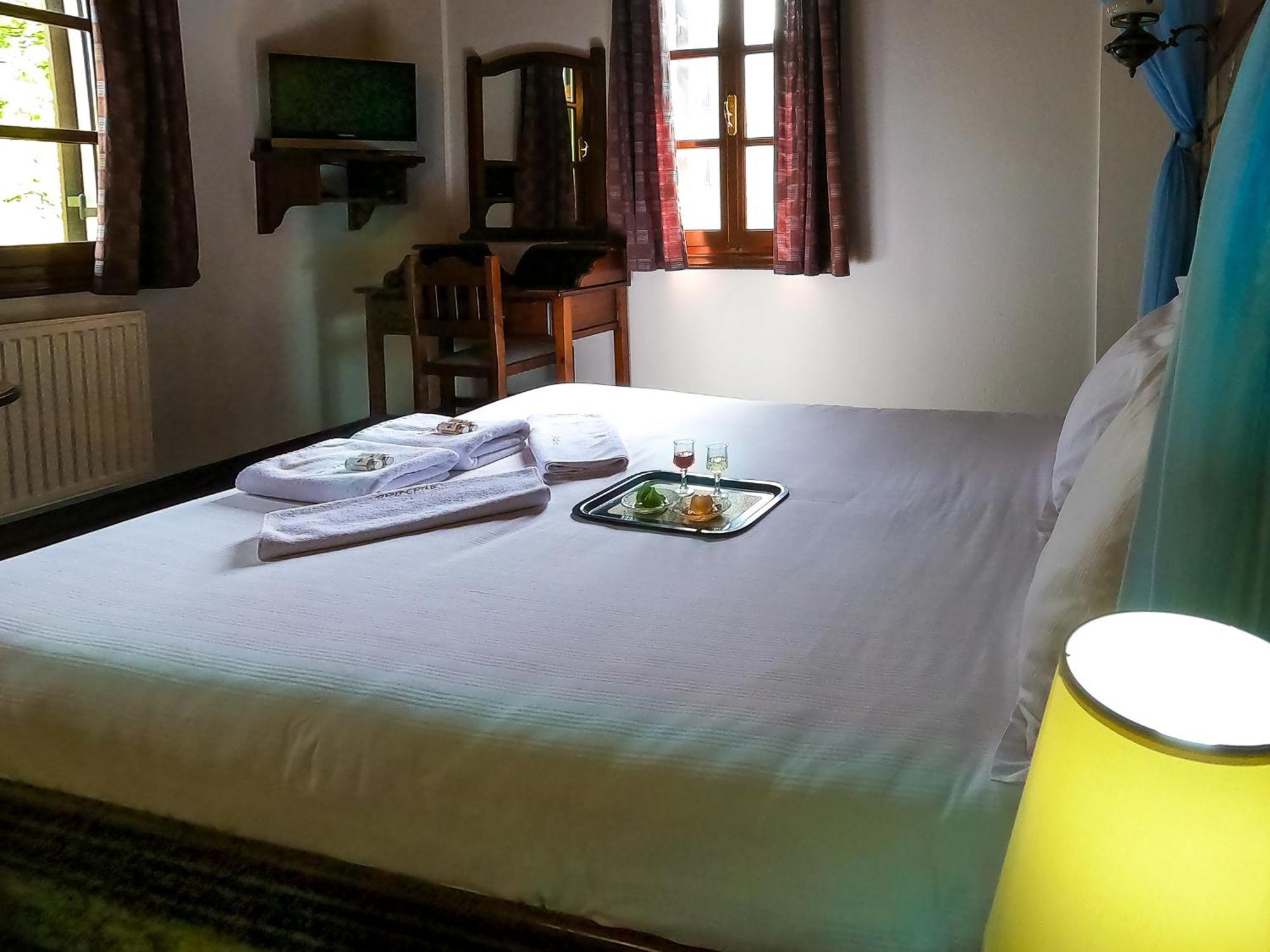 Amalthia Traditional Guesthouse Cangaráda Szoba fotó