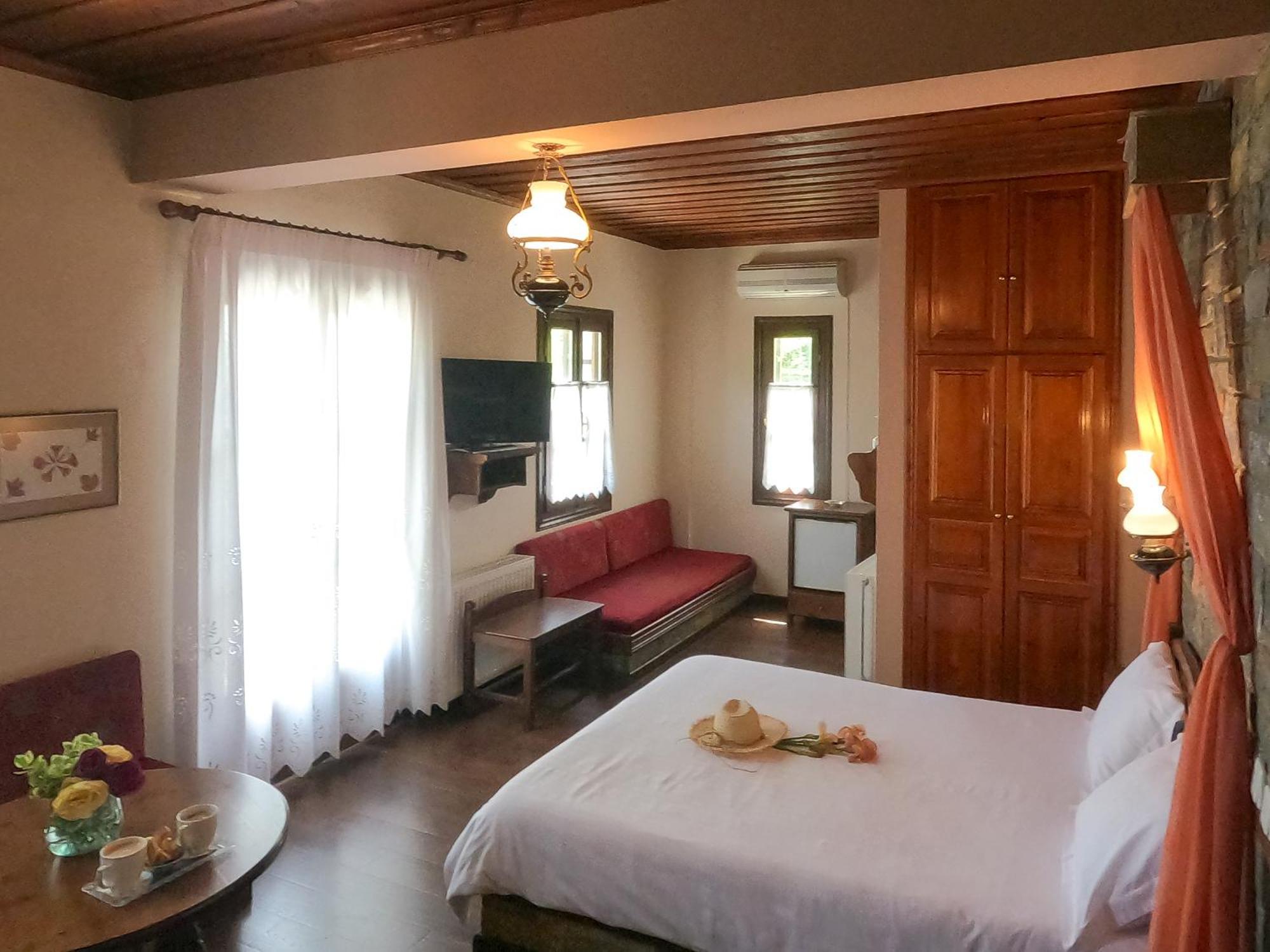 Amalthia Traditional Guesthouse Cangaráda Szoba fotó