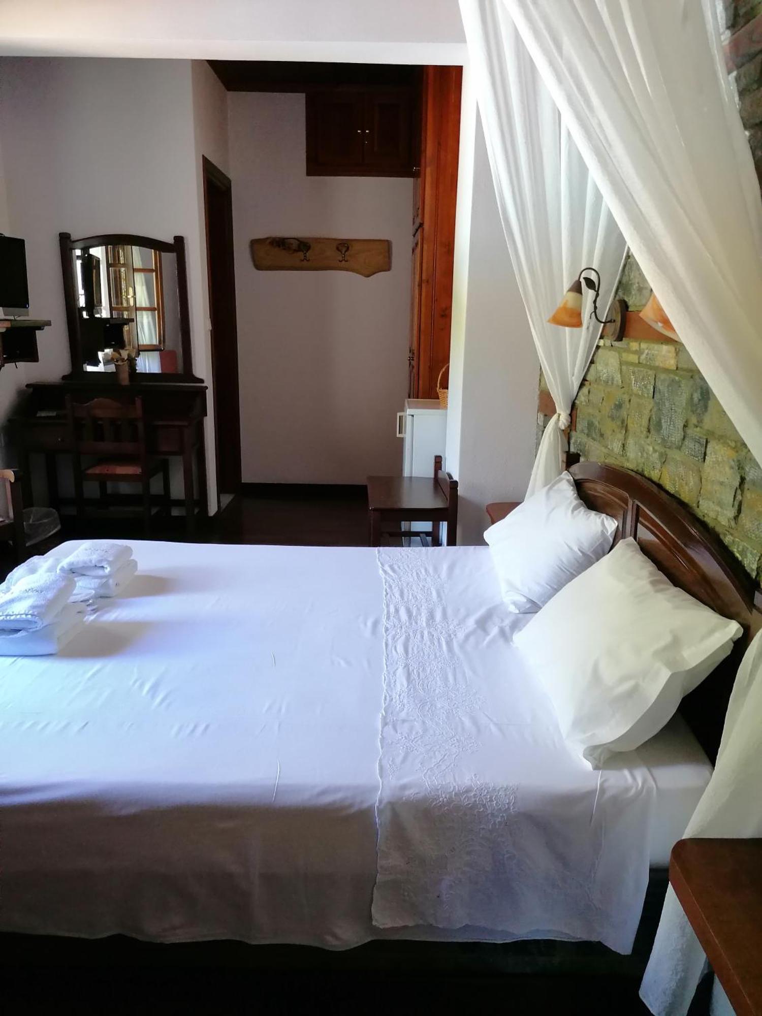 Amalthia Traditional Guesthouse Cangaráda Szoba fotó