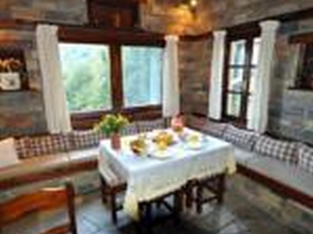 Amalthia Traditional Guesthouse Cangaráda Kültér fotó